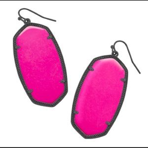 Danielle Gunmetal Drop Earring with Magenta Stone